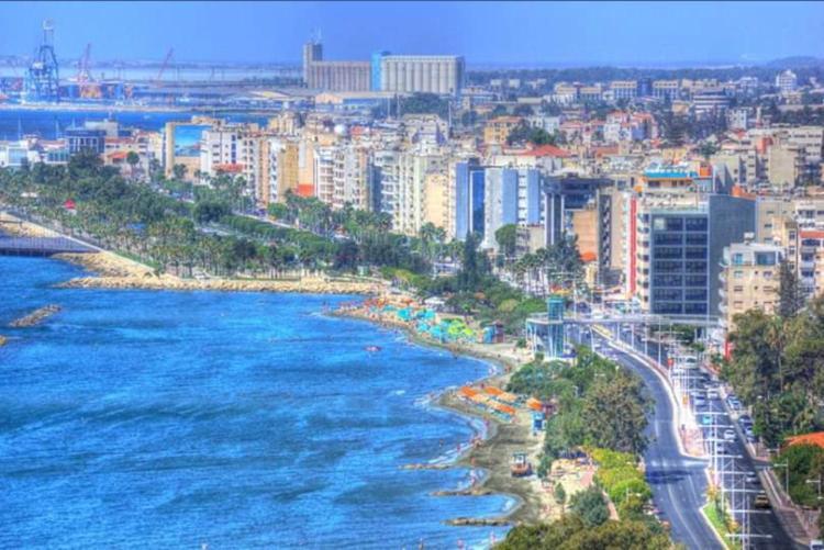 Balance Aparments Lejlighed Limassol Eksteriør billede